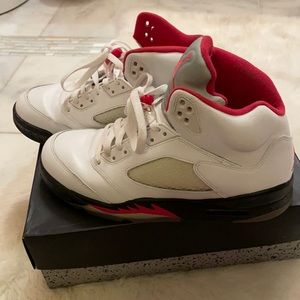 Nike Air Jordan Retro 5